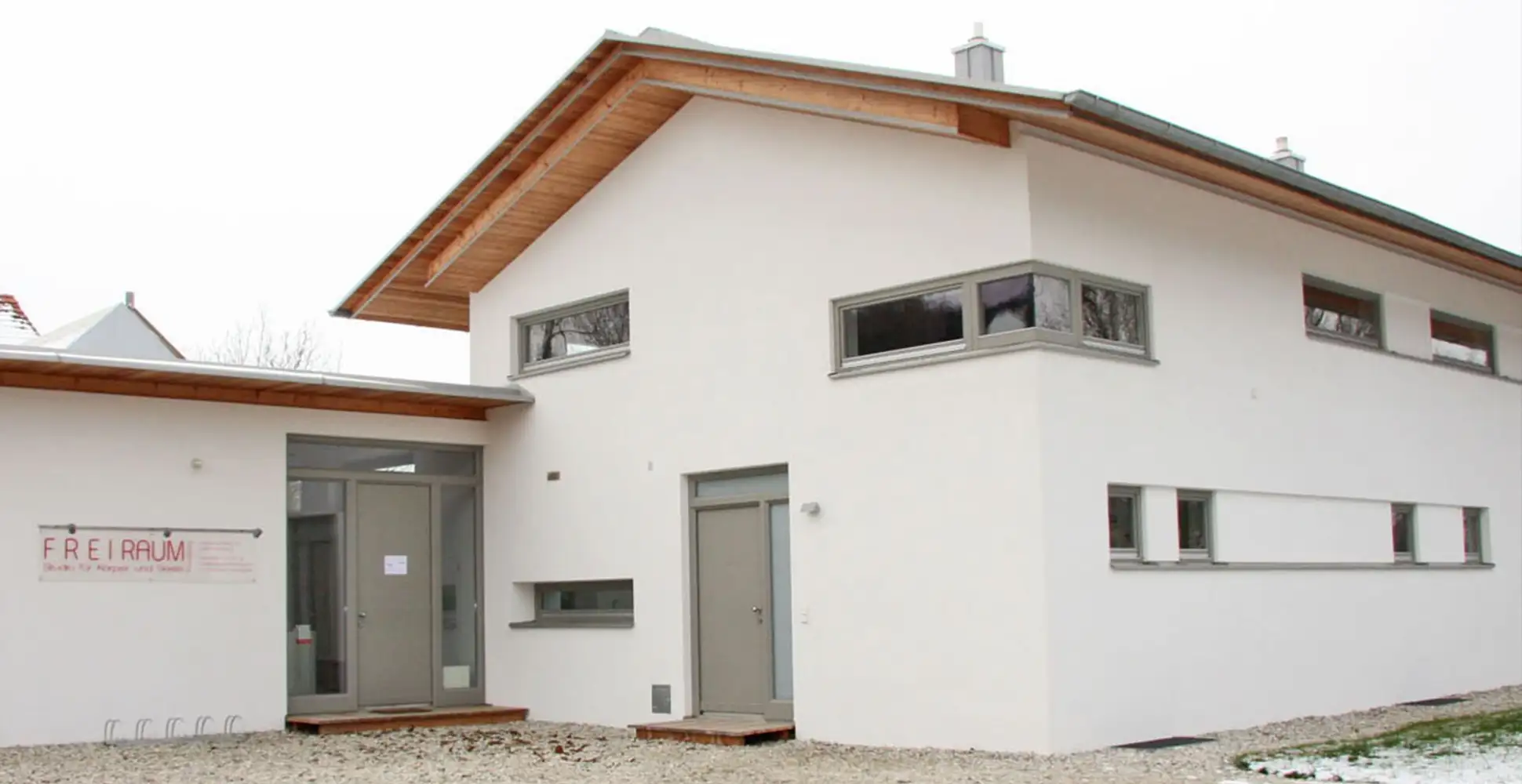 Tanzstudio und Wohnhaus in Fraunberg